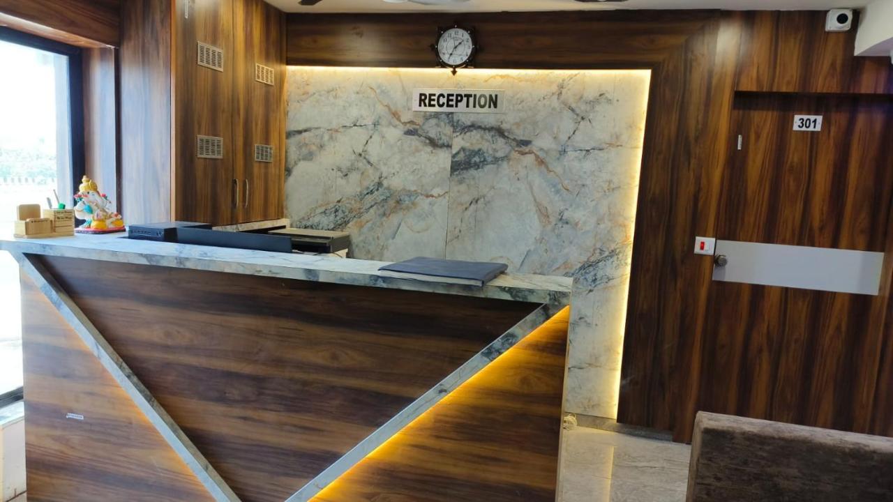 Hotel Ozone,אחמדאבאד מראה חיצוני תמונה