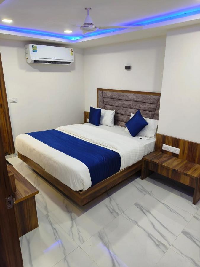 Hotel Ozone,אחמדאבאד מראה חיצוני תמונה