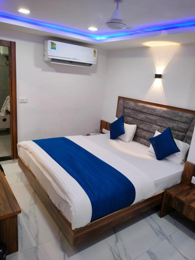Hotel Ozone,אחמדאבאד מראה חיצוני תמונה