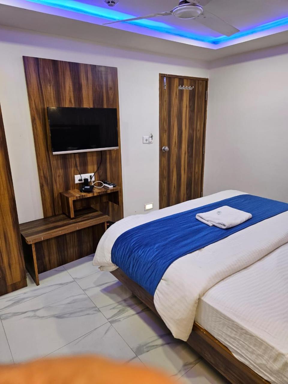 Hotel Ozone,אחמדאבאד מראה חיצוני תמונה
