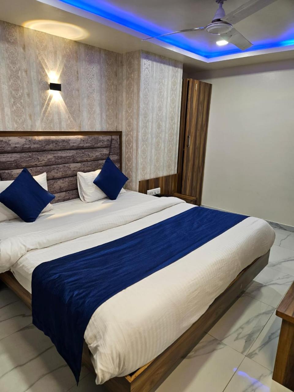 Hotel Ozone,אחמדאבאד מראה חיצוני תמונה
