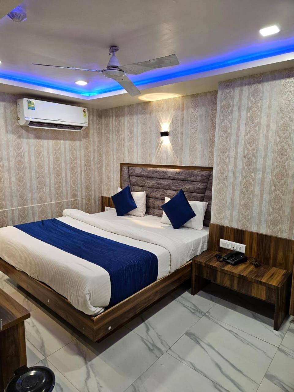 Hotel Ozone,אחמדאבאד מראה חיצוני תמונה